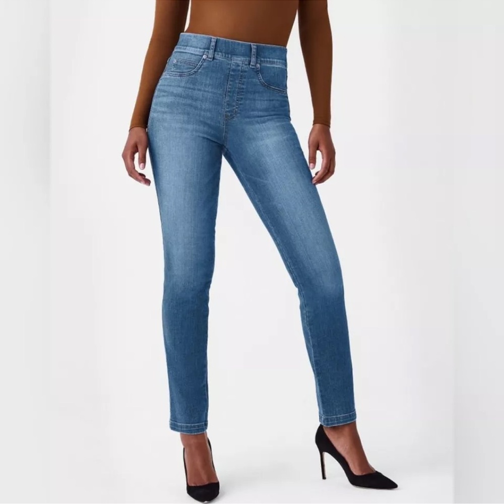 Spanx Straight Leg High Rise Pull On Denim Slimming Jeans Size Large
